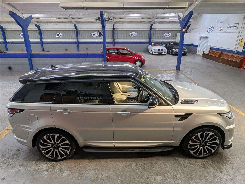 <p>2015 LAND ROVER R ROVER SPORT HSE DYNAM S</p>