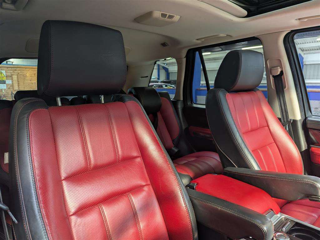<p>2011 LAND ROVER RANGEROVER SP ABIO TDV6 A</p>