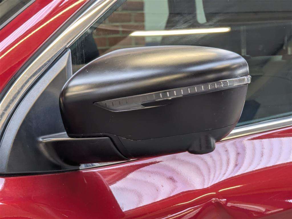 <p>2016 NISSAN QASHQAI TEKNA DCI</p>