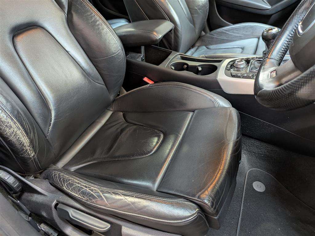 <p>2009 AUDI A4 S LINE TDI QUATTRO DPF</p>