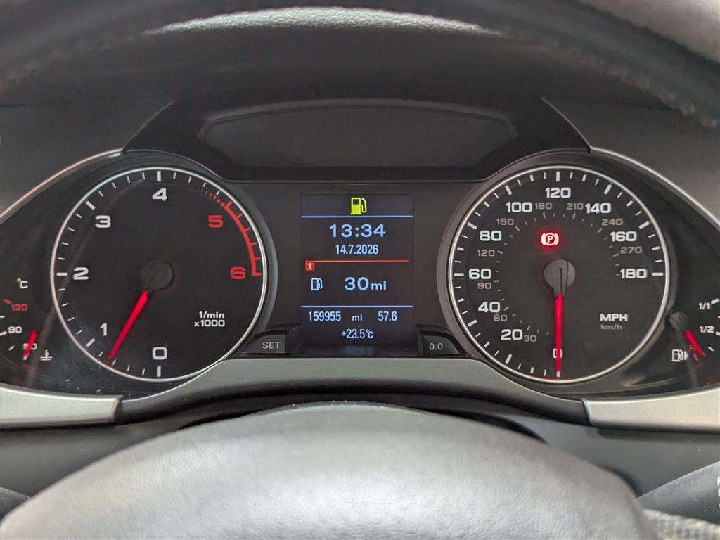 <p>2009 AUDI A4 S LINE TDI QUATTRO DPF</p>