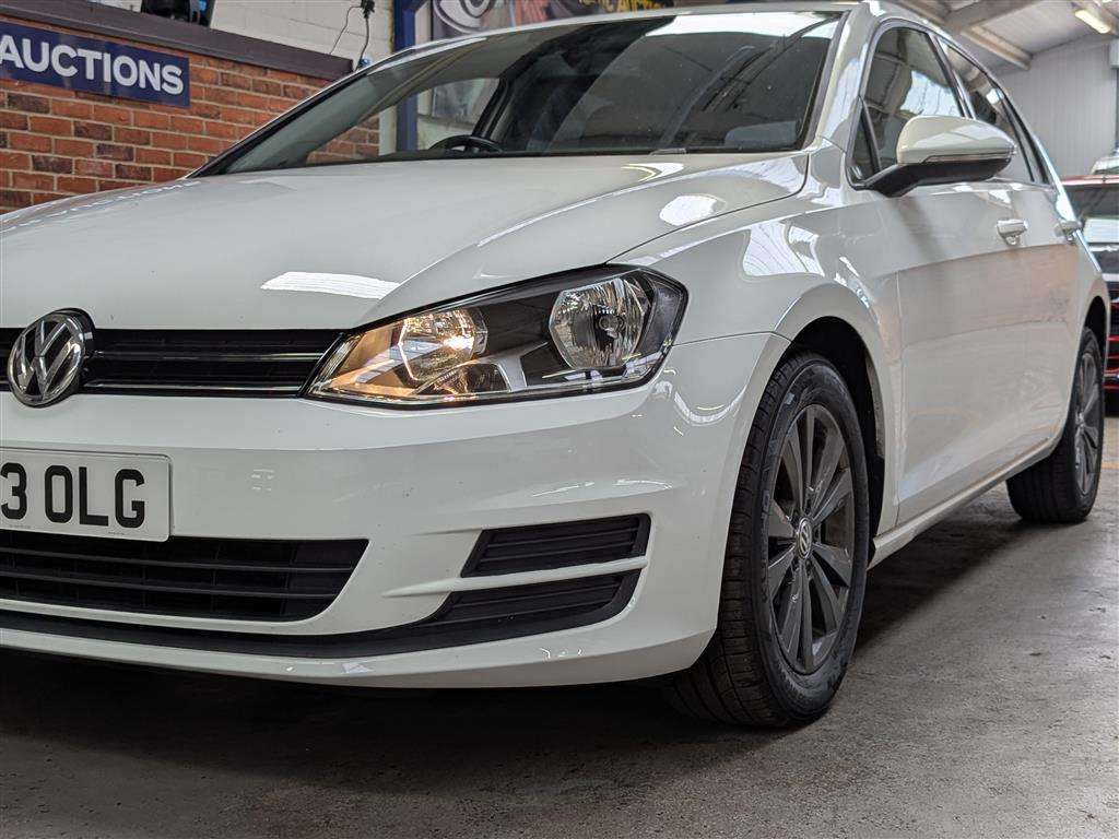 <p>2013 VOLKSWAGEN GOLF SE BLUEMOTION TECH T</p>