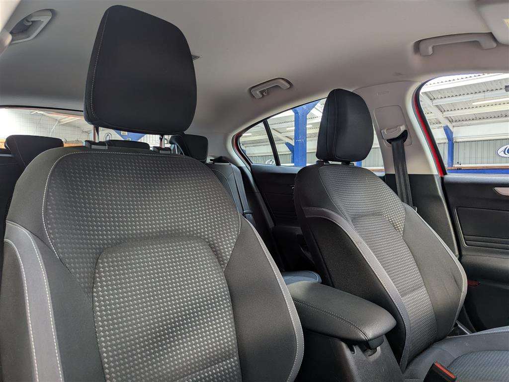 <p>2020 FORD FOCUS ZETEC TDCI AUTO</p>