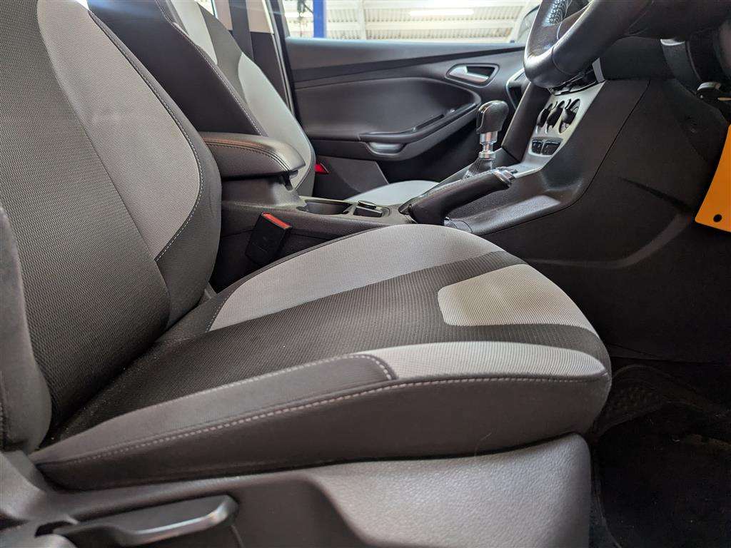 <p>2014 FORD FOCUS ZETEC NAVIGATOR TUR</p>
