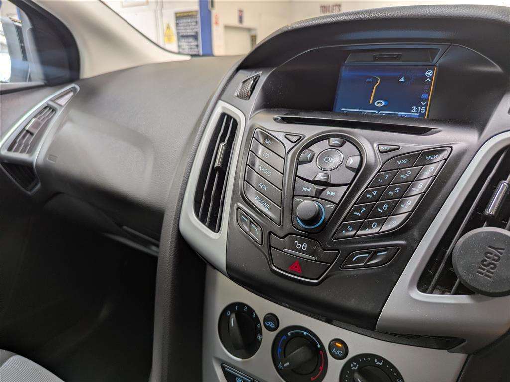 <p>2014 FORD FOCUS ZETEC NAVIGATOR TUR</p>