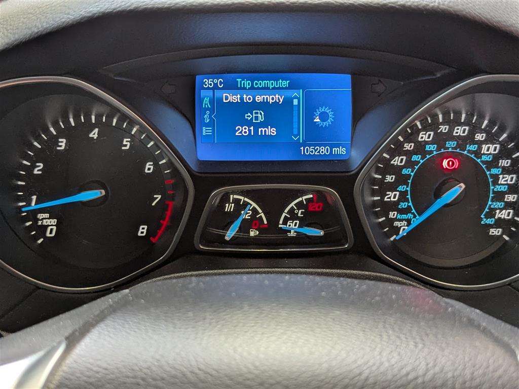 <p>2014 FORD FOCUS ZETEC NAVIGATOR TUR</p>