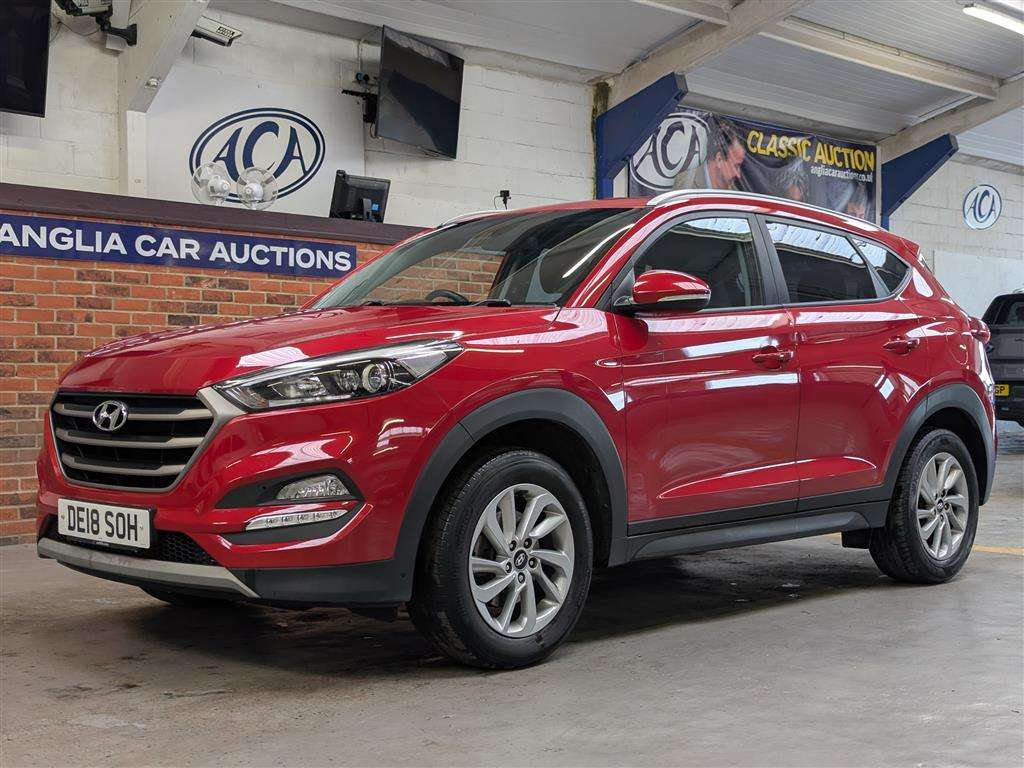 <p>2018 HYUNDAI TUCSON SE NAV B-DRIVE 2WD</p>