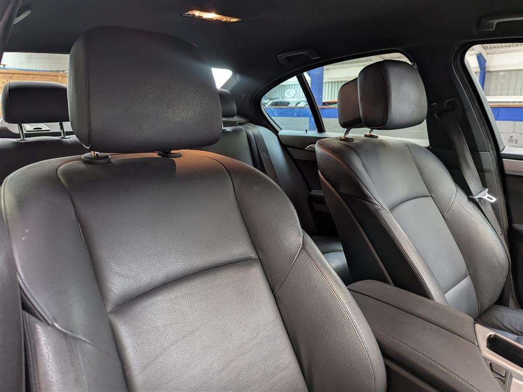 <p>2013 BMW 520D M SPORT AUTO</p>