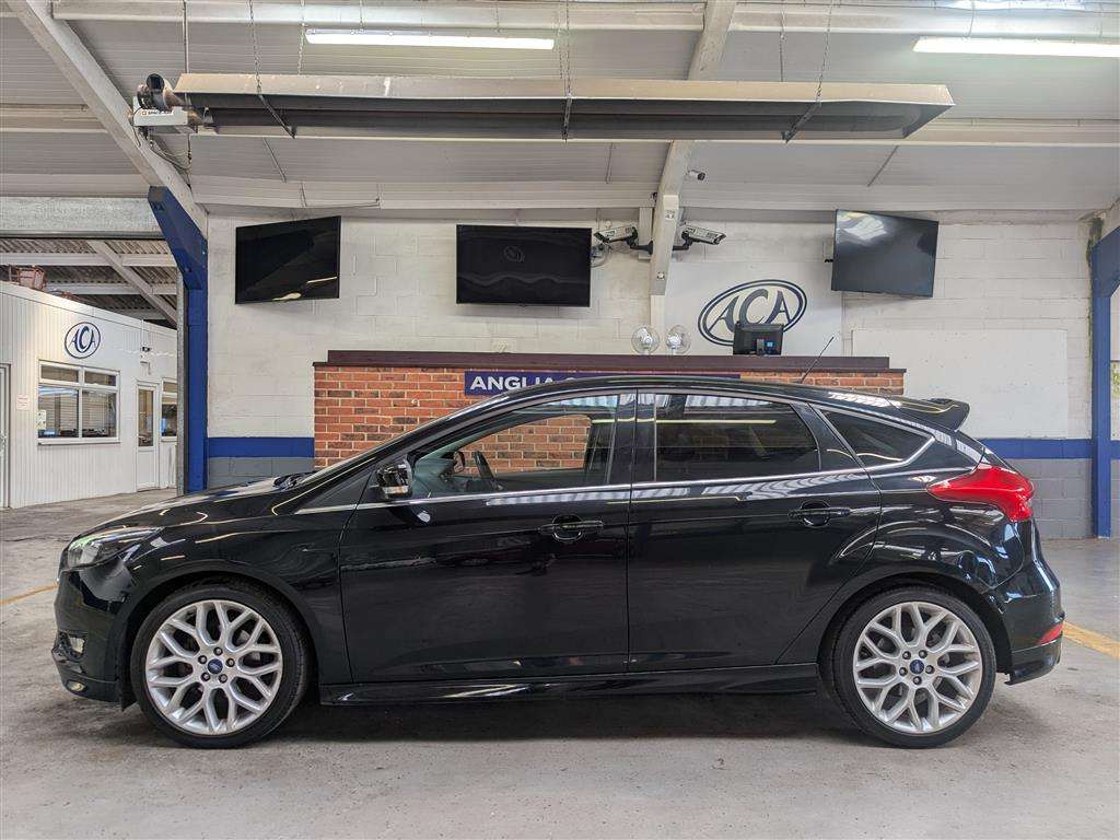 <p>2016 FORD FOCUS ZETEC S TDCI</p>