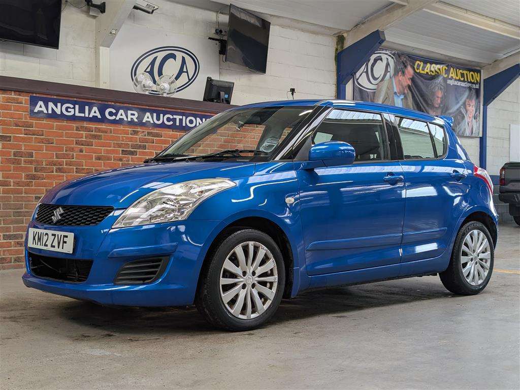 <p>2012 SUZUKI SWIFT SZ3</p>