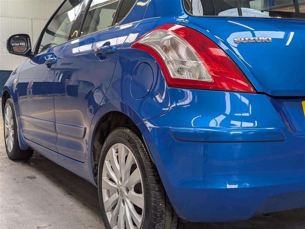 <p>2012 SUZUKI SWIFT SZ3</p>