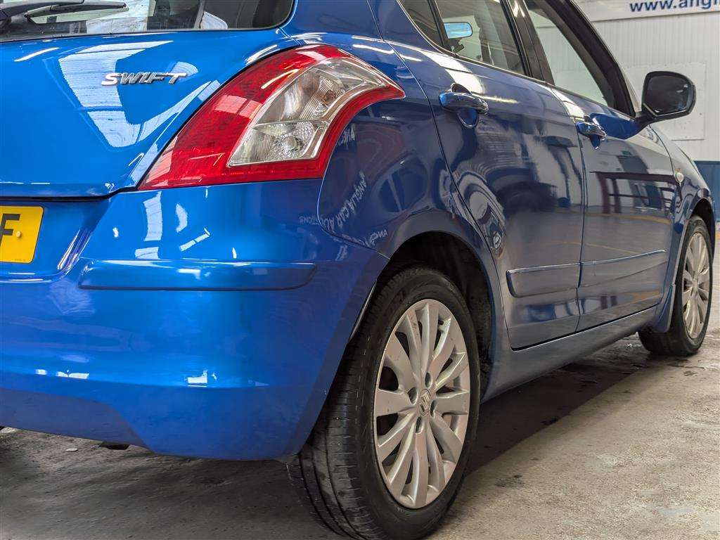 <p>2012 SUZUKI SWIFT SZ3</p>