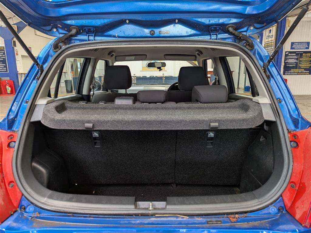 <p>2012 SUZUKI SWIFT SZ3</p>