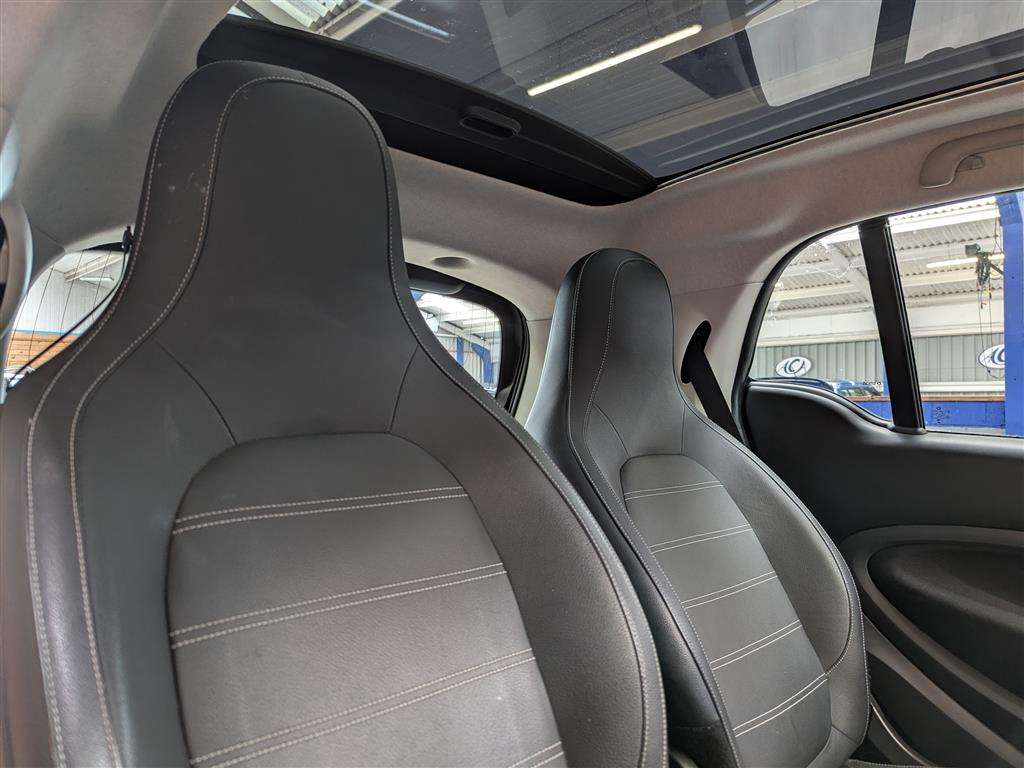 <p>2016 SMART FORTWO EDITION BLACK AUTO</p>