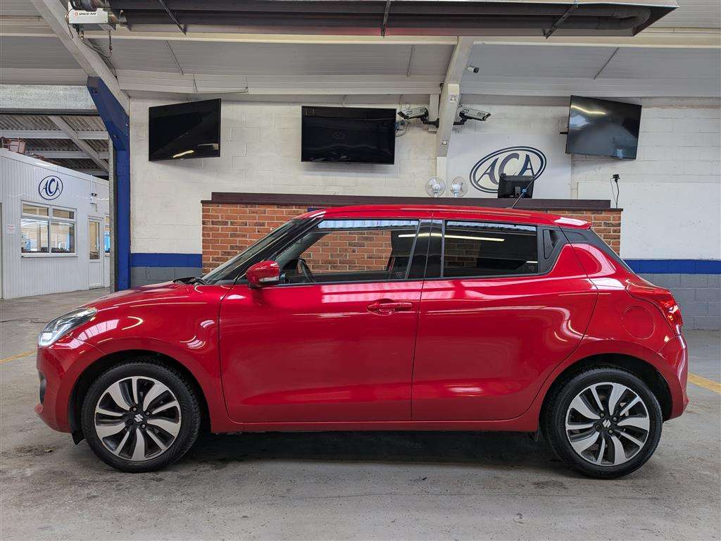 <p>2020 SUZUKI SWIFT SZ5 BOOSTERJET AUTO</p>