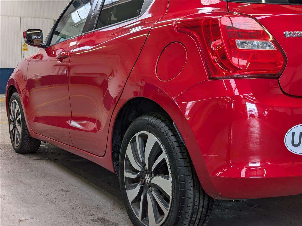 <p>2020 SUZUKI SWIFT SZ5 BOOSTERJET AUTO</p>
