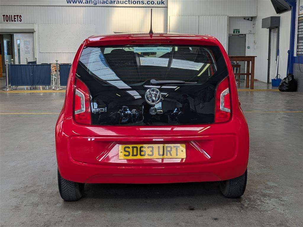 <p>2013 VOLKSWAGEN MOVE UP AUTO</p>