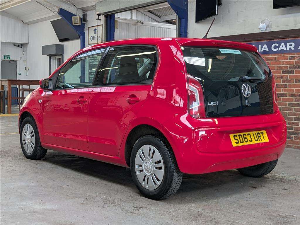 <p>2013 VOLKSWAGEN MOVE UP AUTO</p>