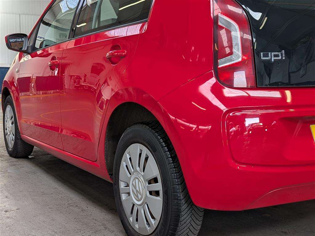 <p>2013 VOLKSWAGEN MOVE UP AUTO</p>