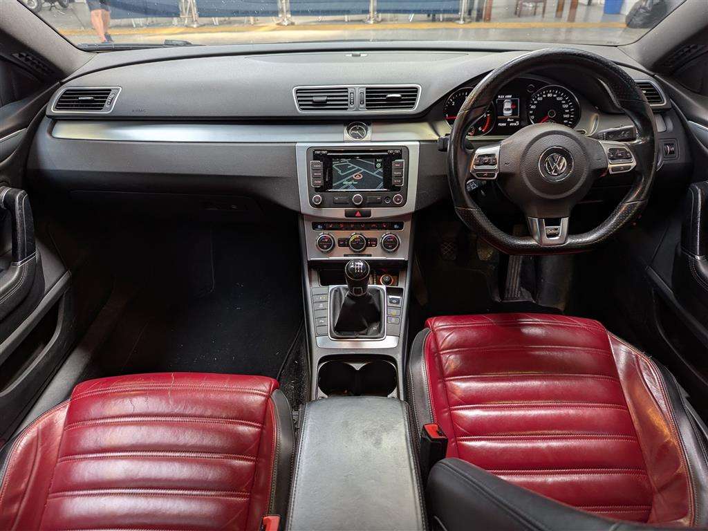 <p>2015 VOLKSWAGEN CC R LINE BLUEMOTION TECH</p>