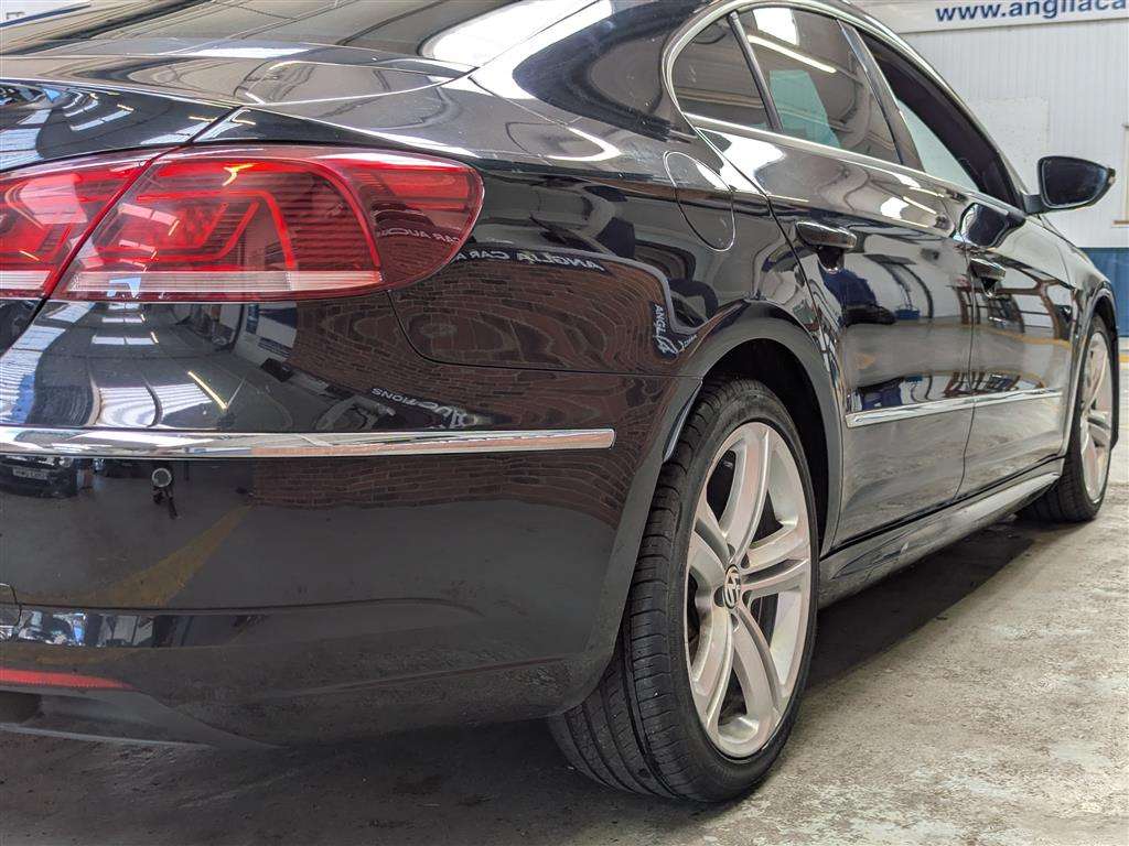 <p>2015 VOLKSWAGEN CC R LINE BLUEMOTION TECH</p>