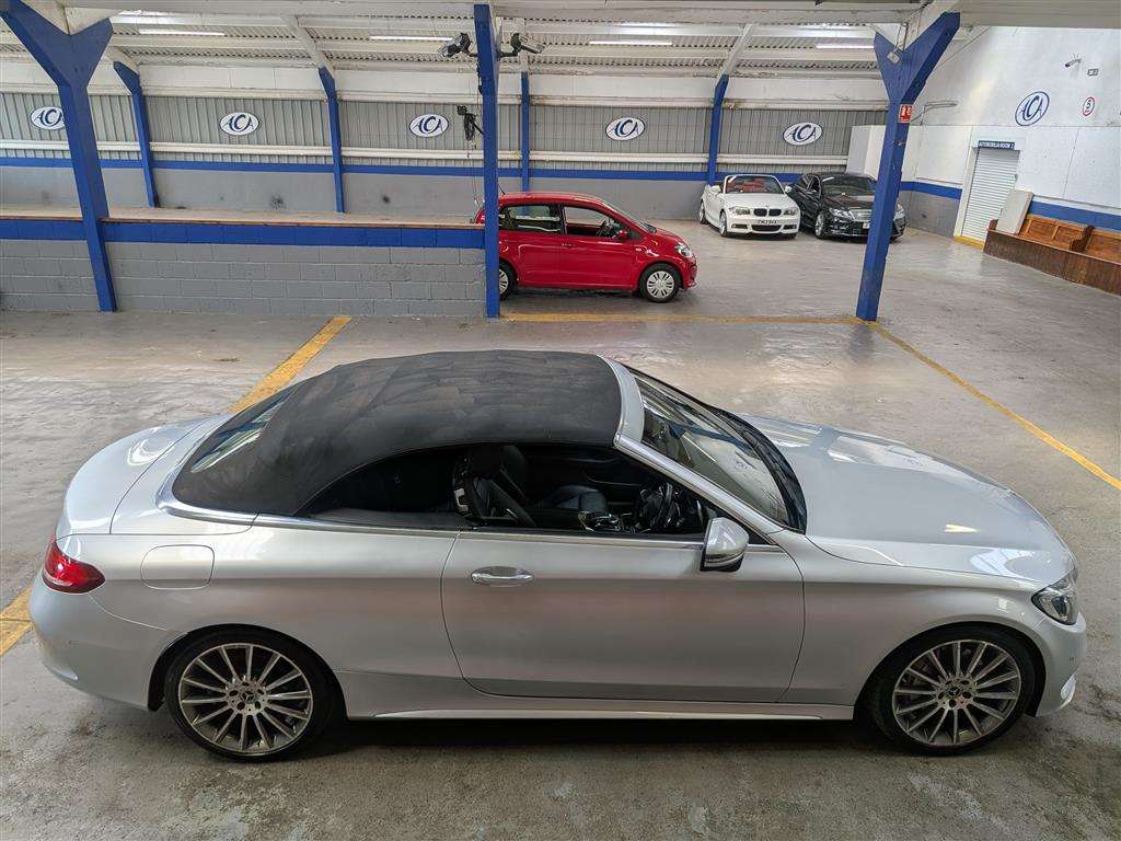 <p>2017 MERCEDES-BENZ C 250 AMG LINE PREMIUM +</p>