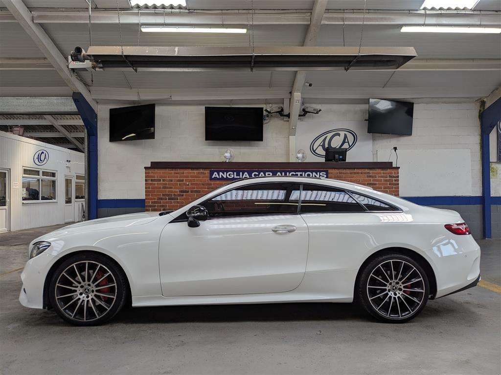 <p>2019 MERCEDES-BENZ E 220 D AMG LINE AUTO</p>