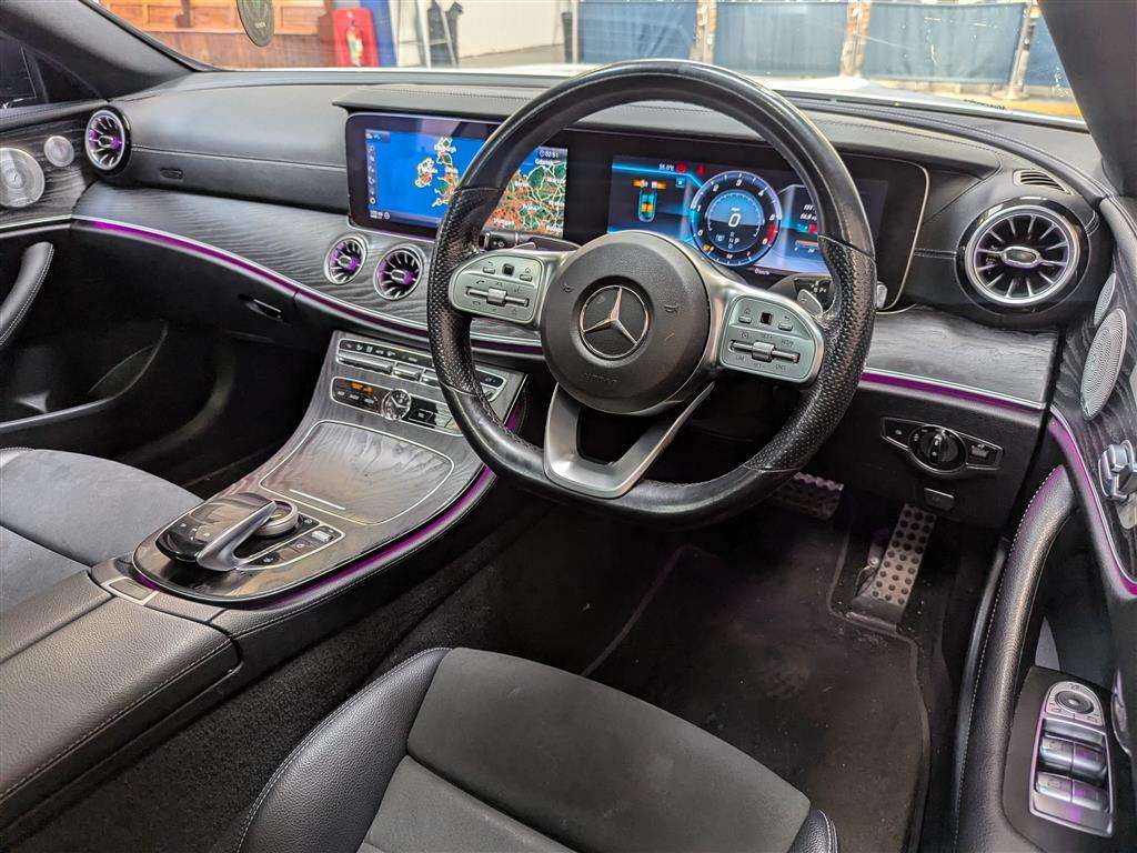<p>2019 MERCEDES-BENZ E 220 D AMG LINE AUTO</p>