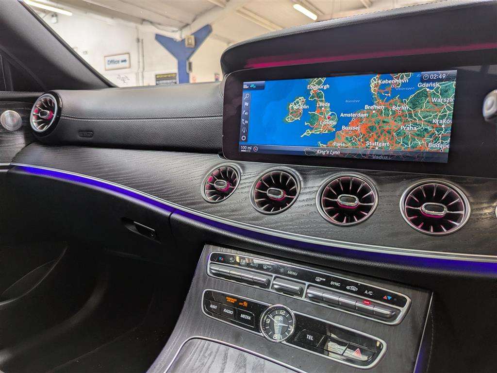 <p>2019 MERCEDES-BENZ E 220 D AMG LINE AUTO</p>