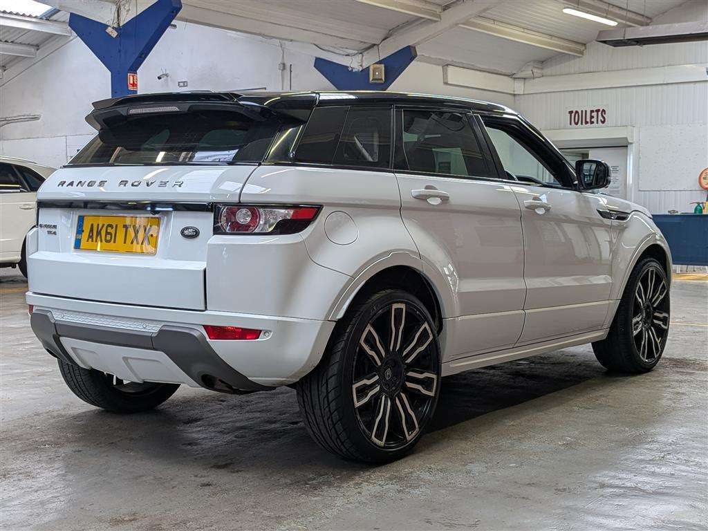 <p>2011 LAND ROVER RANGE ROVER EVOQUE D-LUX</p>