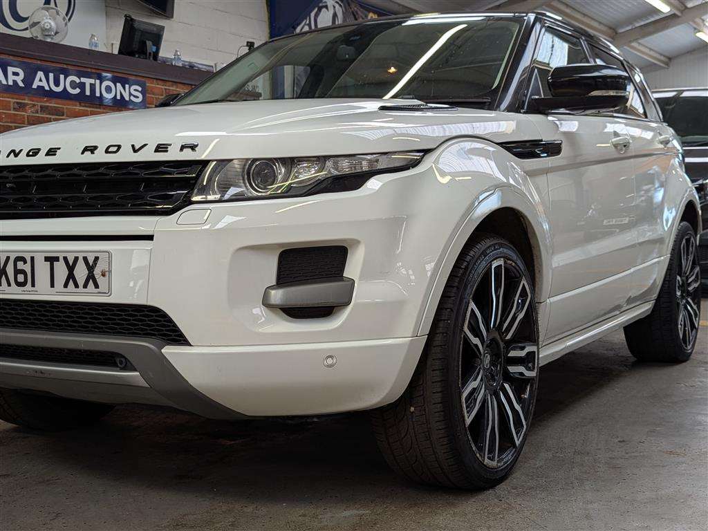 <p>2011 LAND ROVER RANGE ROVER EVOQUE D-LUX</p>