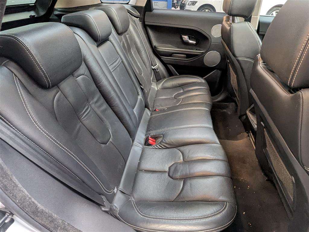 <p>2011 LAND ROVER RANGE ROVER EVOQUE D-LUX</p>