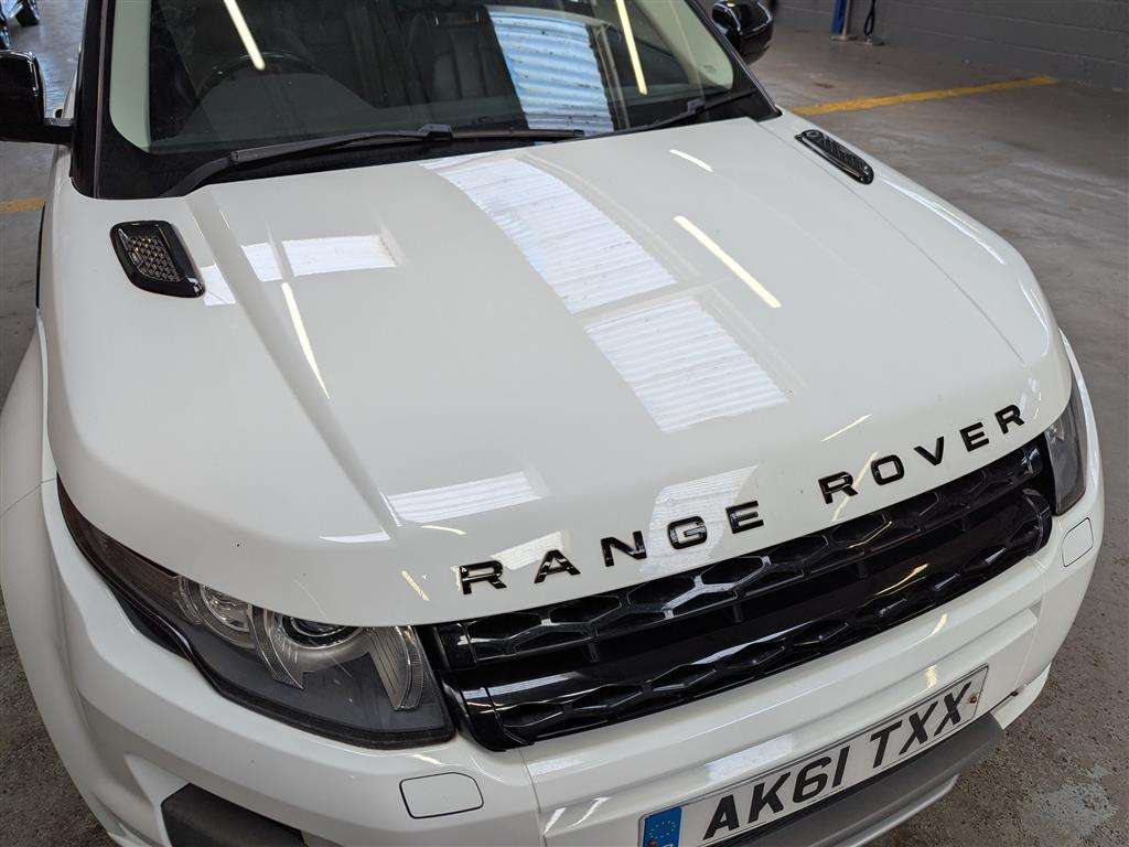 <p>2011 LAND ROVER RANGE ROVER EVOQUE D-LUX</p>