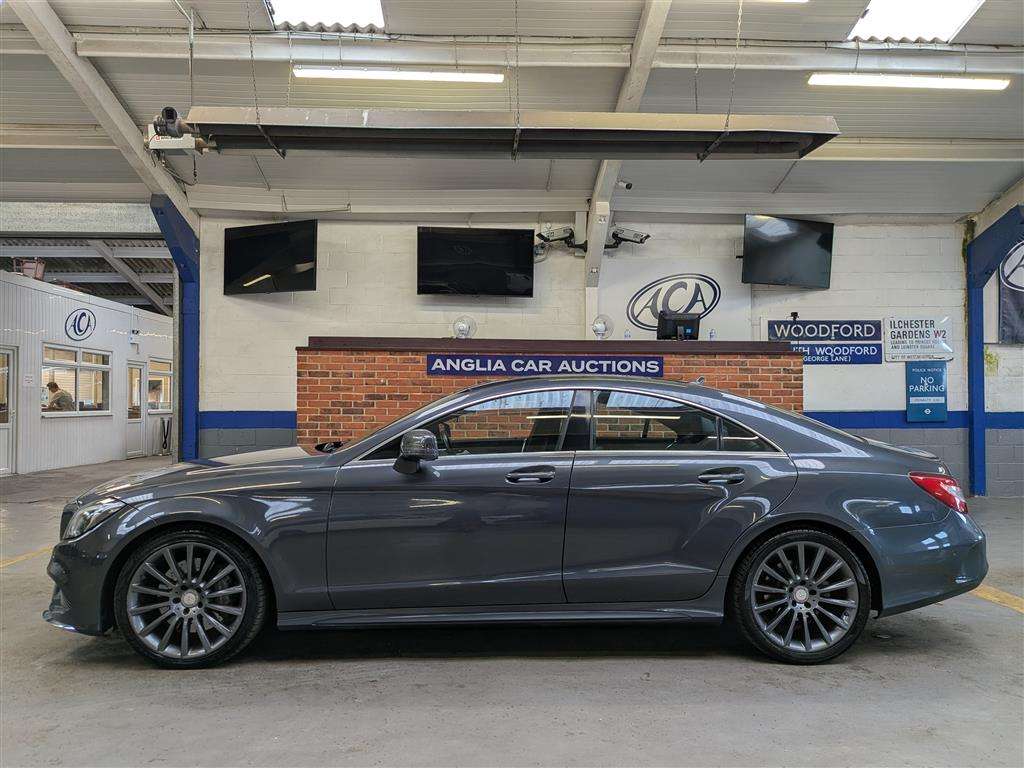<p>2015 MERCEDES-BENZ CLS350 AMG LINE PREM BLUE</p>