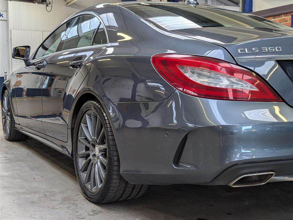 <p>2015 MERCEDES-BENZ CLS350 AMG LINE PREM BLUE</p>
