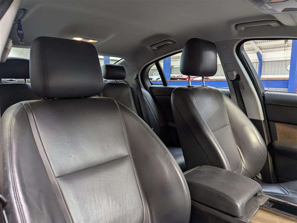 <p>2014 JAGUAR XF PREMIUM LUXURY D AUTO</p>