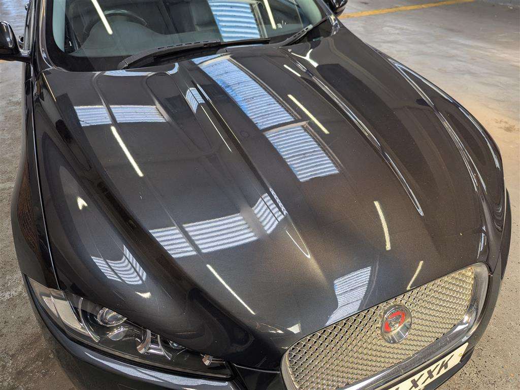<p>2014 JAGUAR XF PREMIUM LUXURY D AUTO</p>