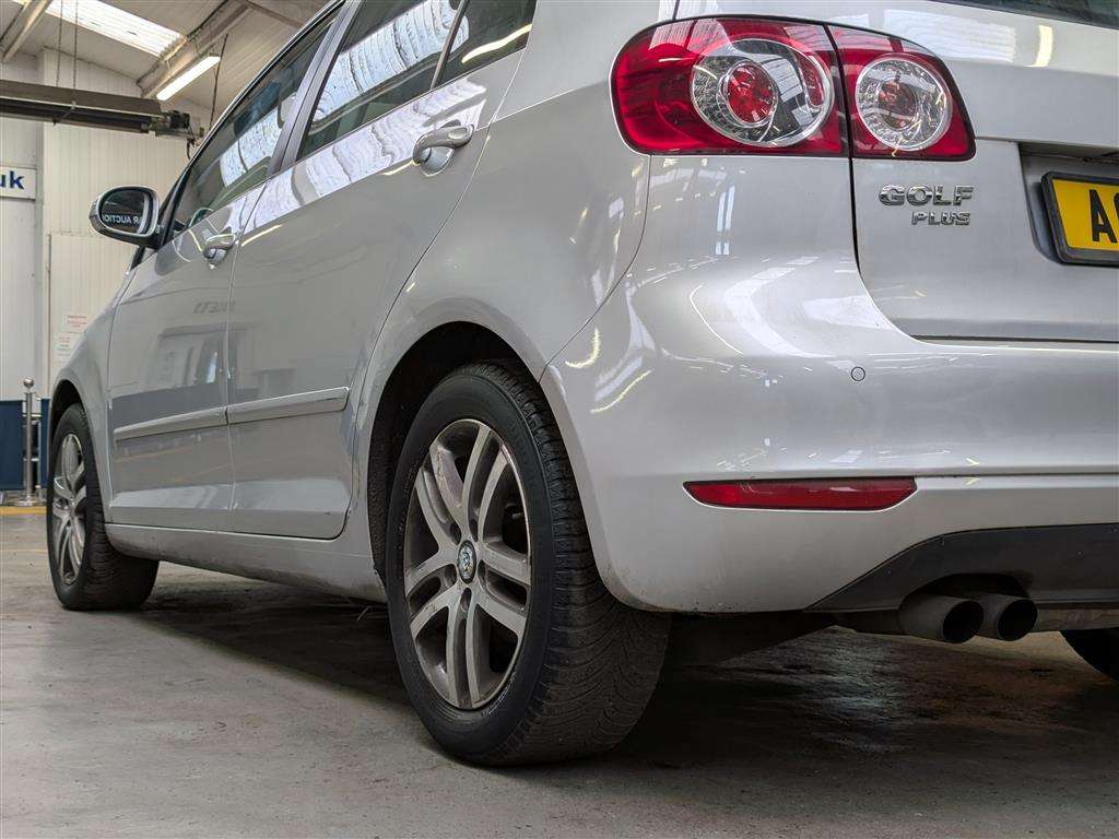 <p>2012 VOLKSWAGEN GOLF PLUS SE TDI 140</p>