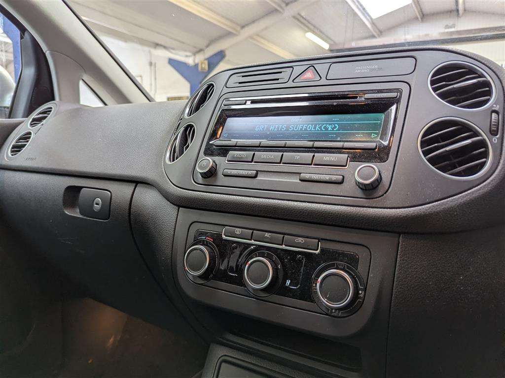 <p>2012 VOLKSWAGEN GOLF PLUS SE TDI 140</p>
