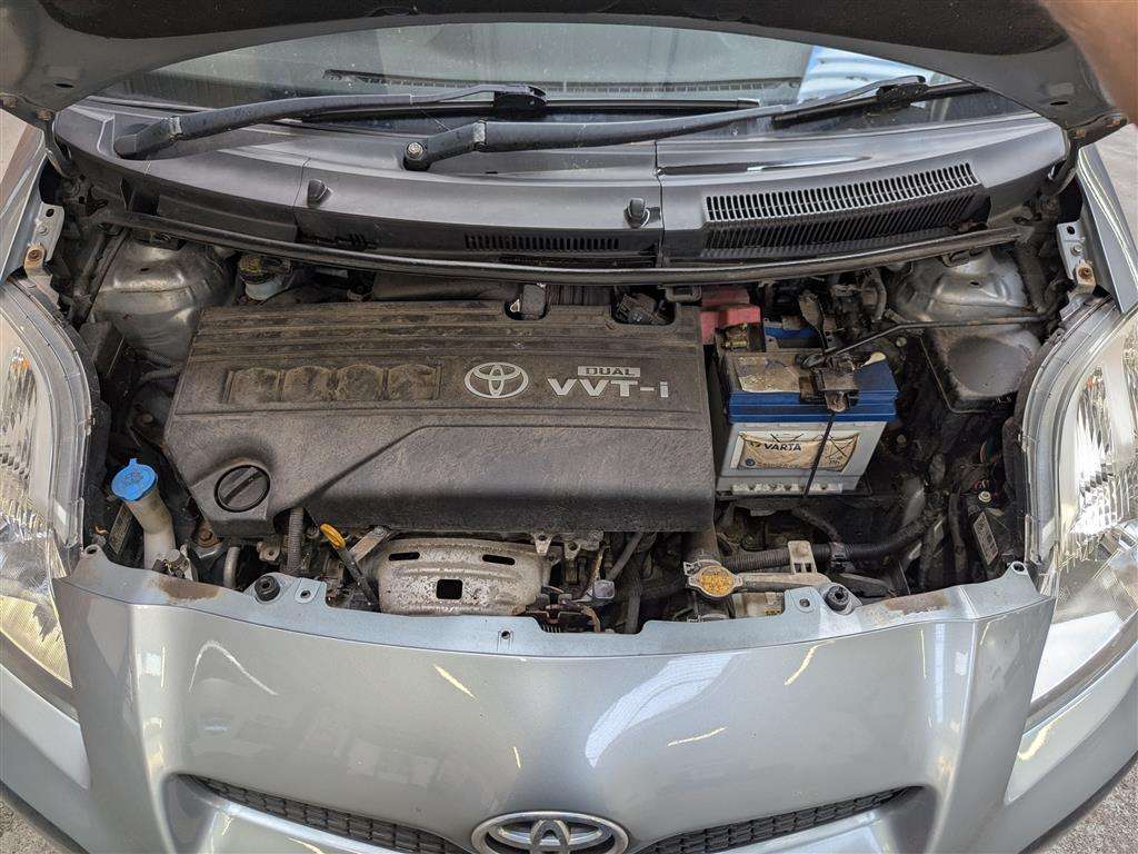 <p>2009 TOYOTA YARIS TR VVT-I S-A</p>