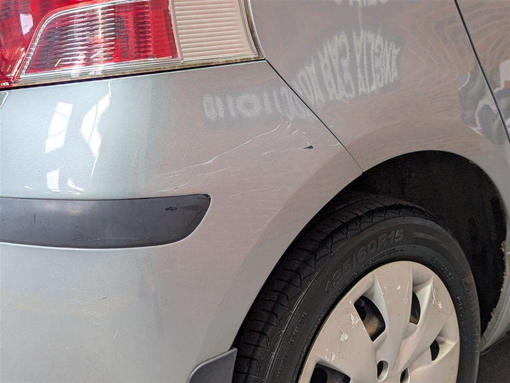 <p>2009 TOYOTA YARIS TR VVT-I S-A</p>