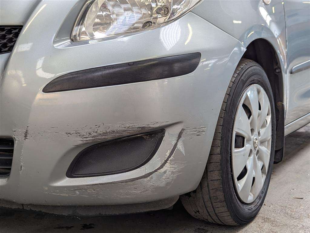 <p>2009 TOYOTA YARIS TR VVT-I S-A</p>