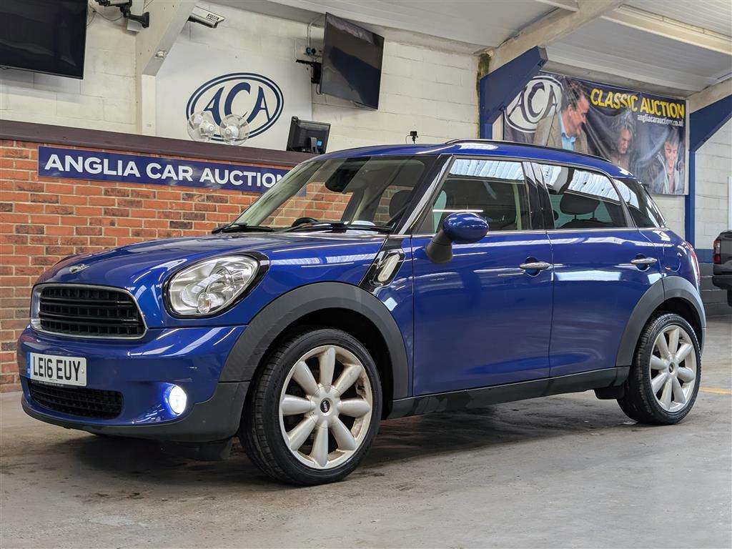<p>2016 MINI COUNTRYMAN COOPER D</p>