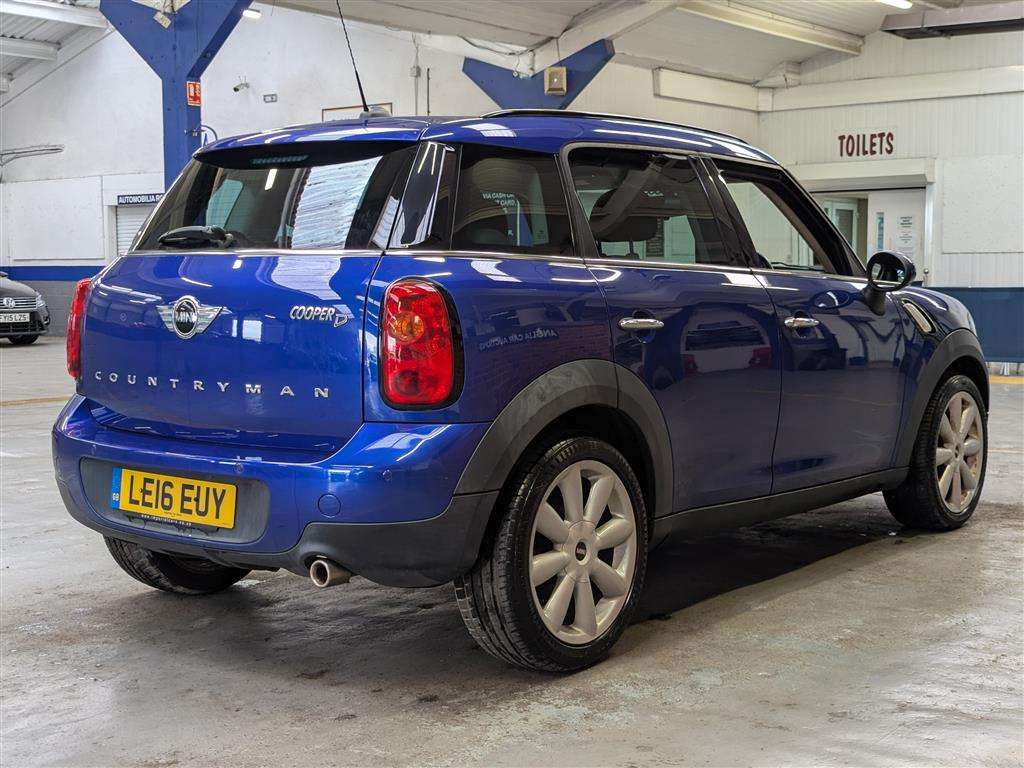 <p>2016 MINI COUNTRYMAN COOPER D</p>