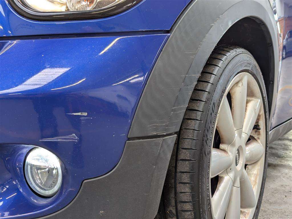 <p>2016 MINI COUNTRYMAN COOPER D</p>
