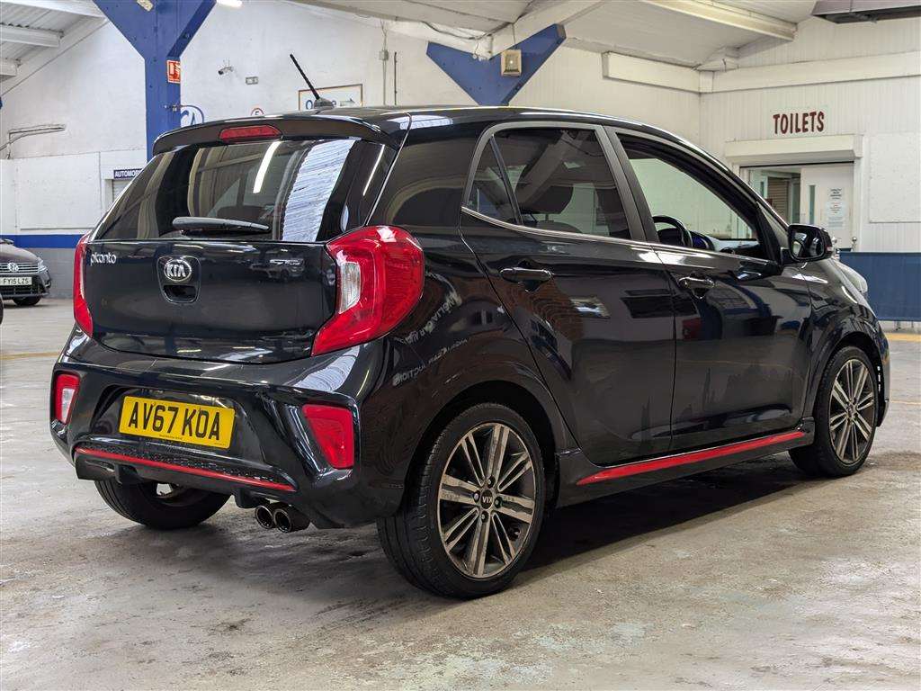 <p>2017 KIA PICANTO GT-LINE</p>