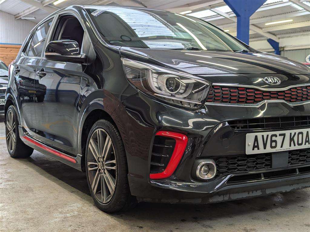 <p>2017 KIA PICANTO GT-LINE</p>