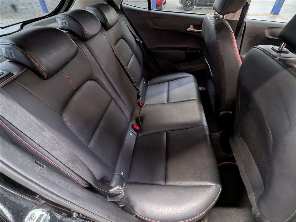 <p>2017 KIA PICANTO GT-LINE</p>