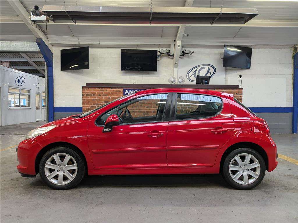 <p>2009 PEUGEOT 207 SPORT AUTO</p>