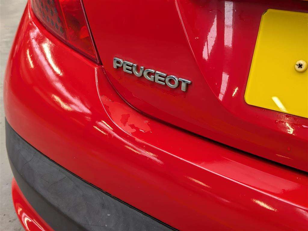 <p>2009 PEUGEOT 207 SPORT AUTO</p>